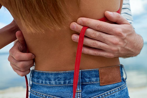 Ways to Tie Your String Bikini