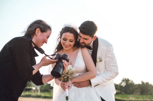How to Find the Perfect Wedding Photographer in Bedfordshire for Your Special Day