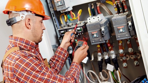 Why Do Your Home Appliances Need Local Electricians?