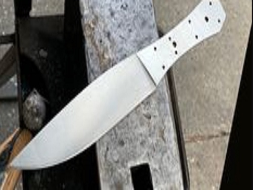 Unveiling the Importance of Kitchen Knife Materials: Slice, Dice, and Choose Wisely
