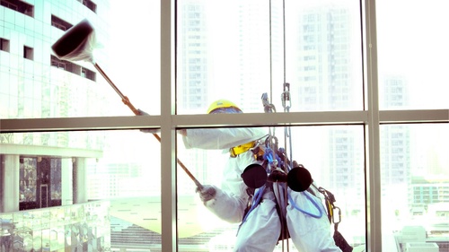 Windows to Perfection: Discover the Top Techniques and Tools for Sparkling Clean Windows in Chelsea