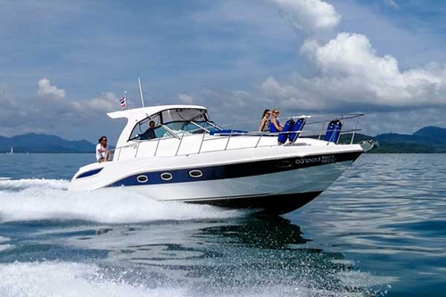 Explore Luxury and Leisure: Embark on a Remarkable Experience with Rental Yachts in Dubai