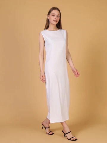 Benefits of Inner Slip Dresses Using Soft Fluid Fabric