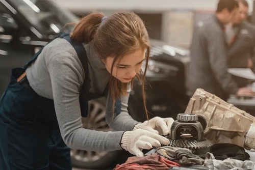 10 Basic Car Repairs Everyone Should Know