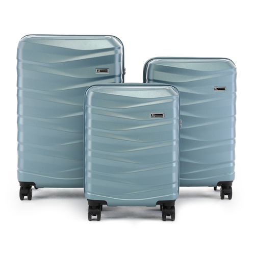 Wheel Suitcases vs. Backpacks: Which Is Right for You?