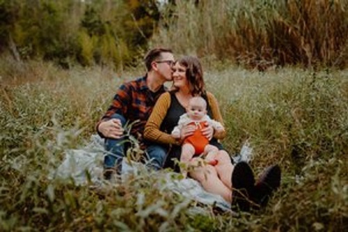 From Smiles to Stories: Family Photography in Austin's Warm Embrace