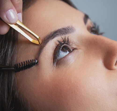 Everything You Need to Know About Brow Lamination!