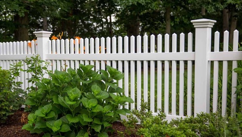Why Vinyl Fencing is a Smart Choice for Property Owners