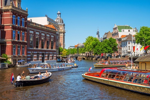 Private Amsterdam Boat Tour: A Unique Waterfront Experience