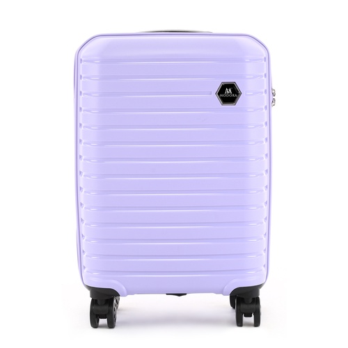Travel Smart: A Guide to the Three Essential Suitcase Sizes