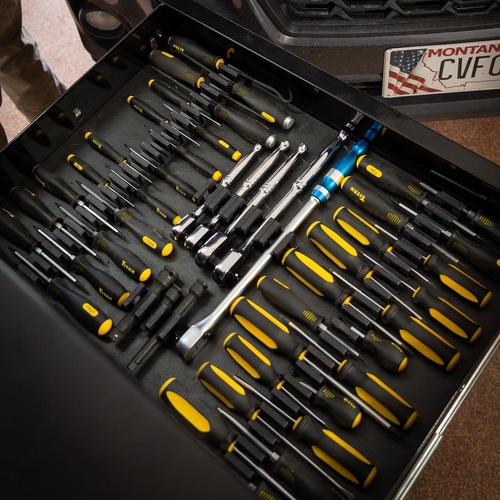 How to Choose the Right Magnetic Tool Holder for Your Needs: A Mechanic's Guide
