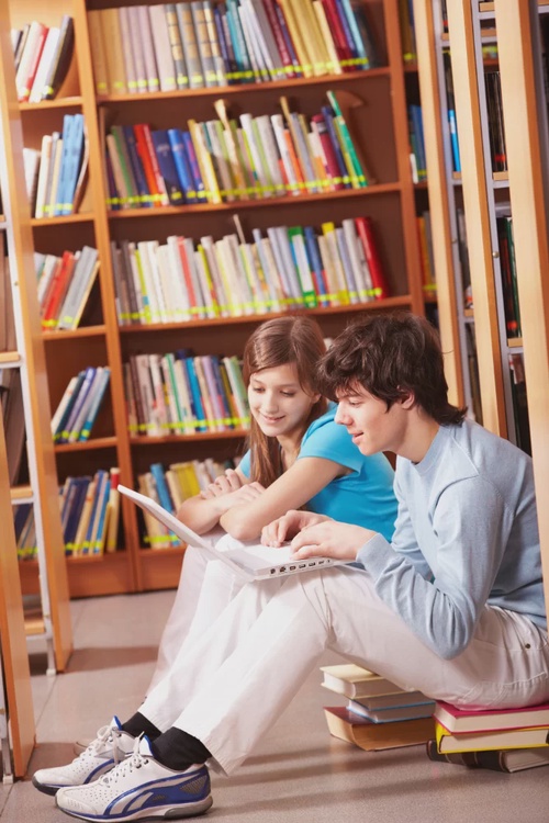 Fostering a Love for Reading with Classroom Libraries