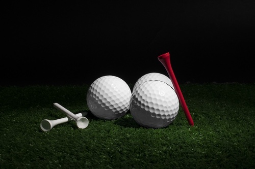 How to Improve Your Swing with the Right Golf Ball: A Guide to the Different Types and Advantages