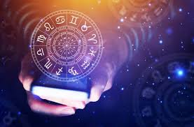 Things you can expect from the best astrologer in Delhi NCR