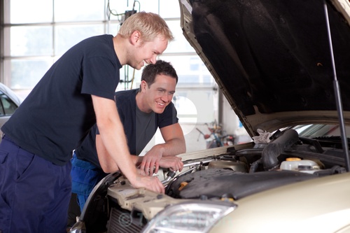 Bumper to Bumper: Tips for Optimal Smash Repairs Service Selection