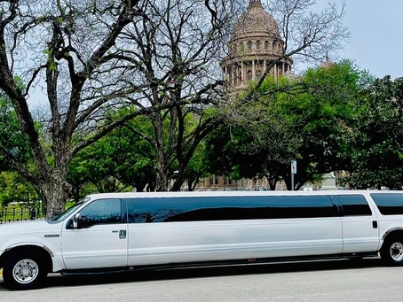 Limousine Services and Wine Tours: A Perfect Pairing