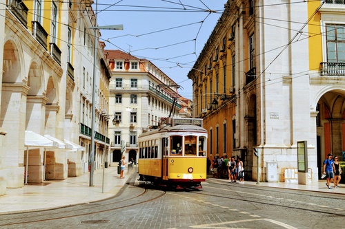 10 Travel Tips for a Memorable Lisbon Experience