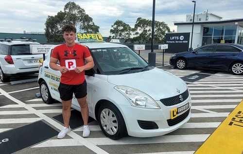 Drive Your Way to Success with Our Silverwater Driving Lessons!