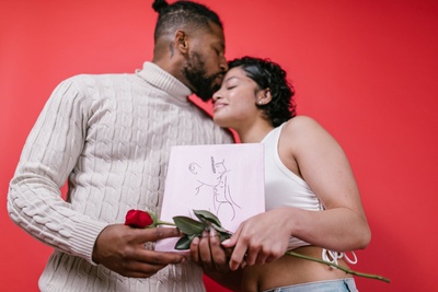 Surprise Your Husband with Memorable Valentine's Day Gifts
