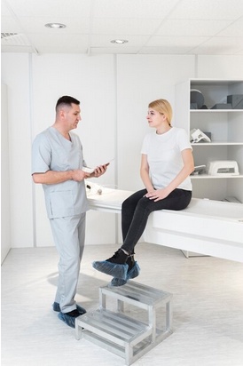 Rolling in Comfort: The Benefits of Chiropractor Rolling Tables